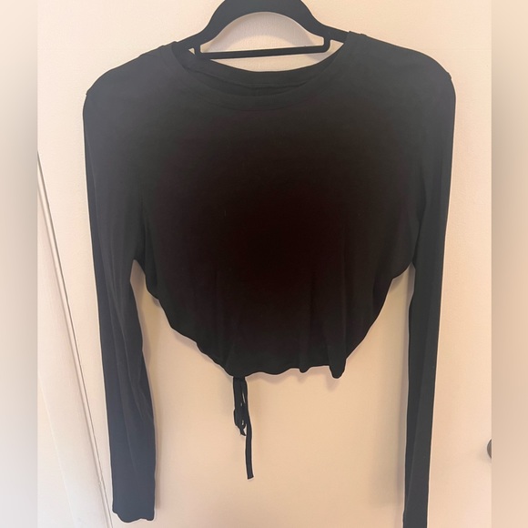 Lululemon LA open back tie long sleeve - Picture 3 of 5